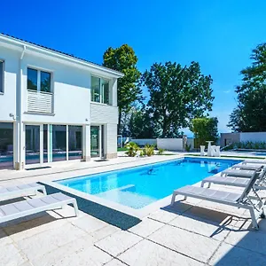 Bed & Breakfast Vittoria - Wellness- Polo Della Salute 4.0 Terme di Miradolo